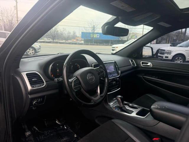 2020 Jeep Grand Cherokee Altitude 4x2