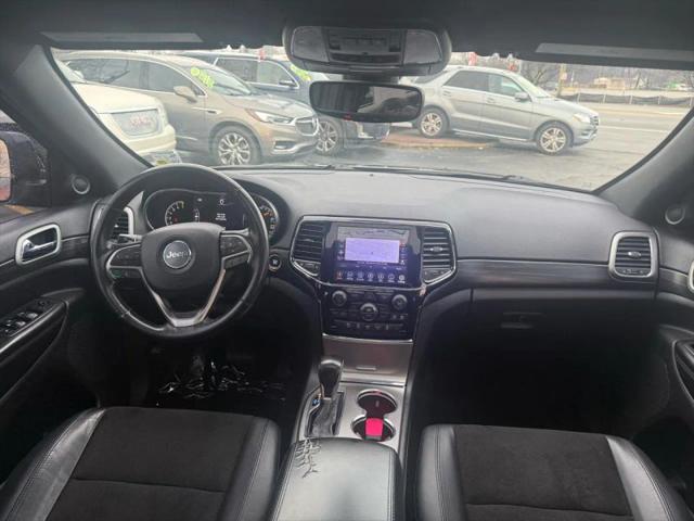 2020 Jeep Grand Cherokee Altitude 4x2