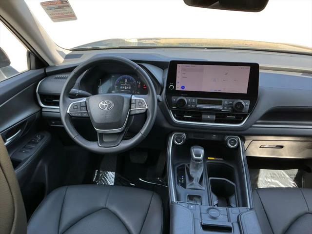 2025 Toyota Grand Highlander XLE