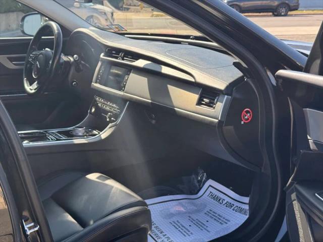 2016 Jaguar XF 35t Premium