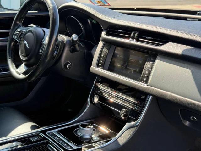 2016 Jaguar XF 35t Premium