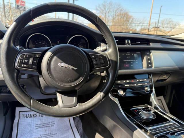 2016 Jaguar XF 35t Premium