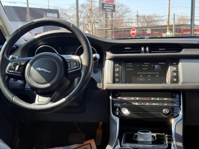 2016 Jaguar XF 35t Premium