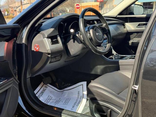 2016 Jaguar XF 35t Premium