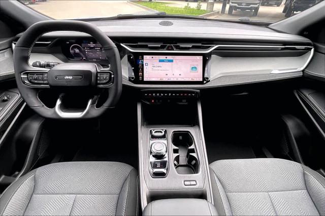 2026 Jeep Cherokee Laredo 4x4