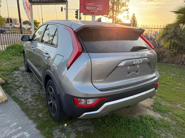 2023 Kia Niro LX