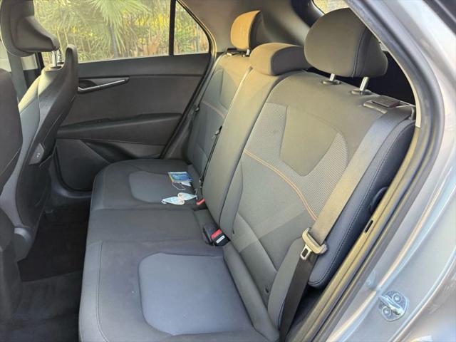 2023 Kia Niro LX