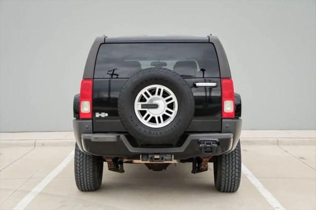 2006 HUMMER H3 Base