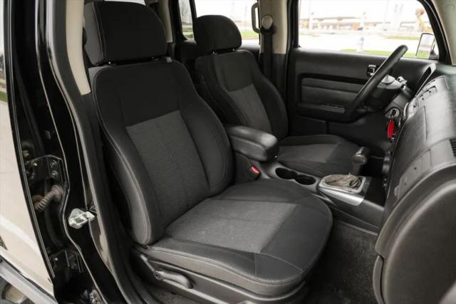 2006 HUMMER H3 Base