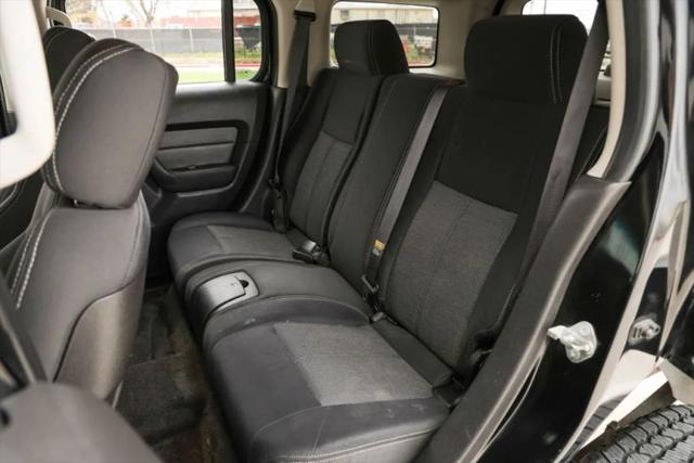 2006 HUMMER H3 Base