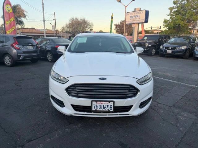 2015 Ford Fusion SE