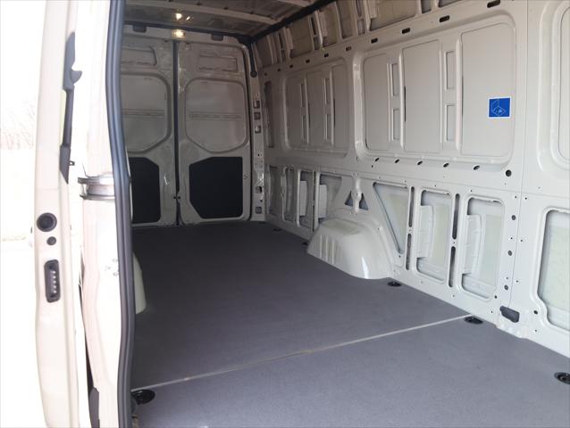 2026 Mercedes-Benz Sprinter 2500 High Roof 4-Cyl Diesel HO