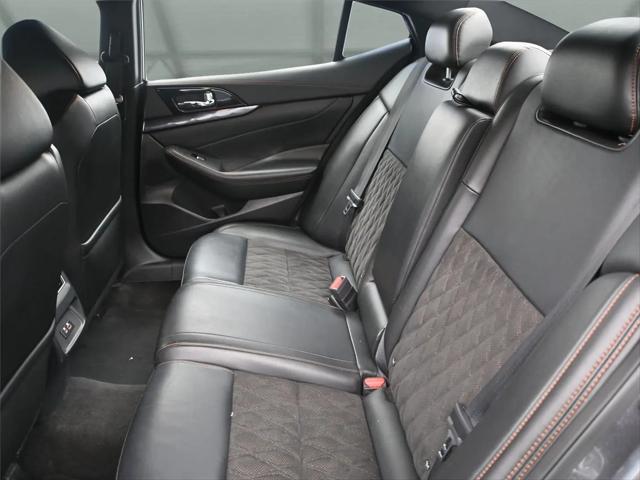 2022 Nissan Maxima SR Xtronic CVT