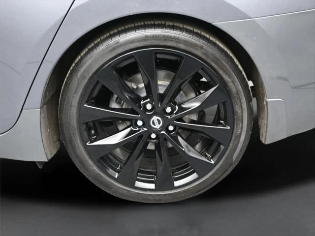 2022 Nissan Maxima SR Xtronic CVT