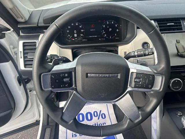 2025 Land Rover Discovery P300 S