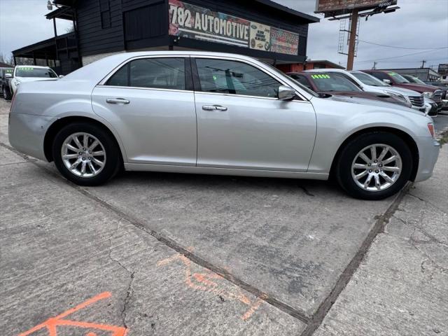 2012 Chrysler 300 Limited