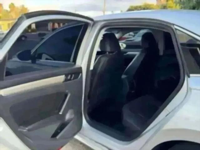 2020 Volkswagen Passat 2.0T SE