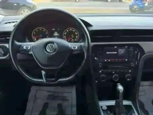 2020 Volkswagen Passat 2.0T SE
