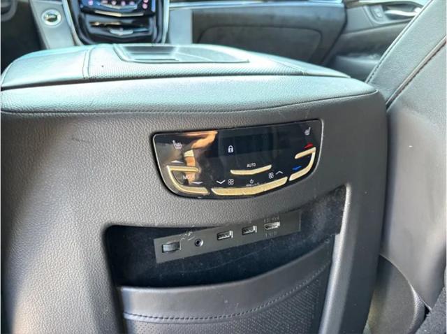 2019 Cadillac Escalade ESV Platinum