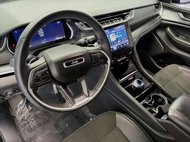 2022 Jeep Grand Cherokee L Altitude 4x4