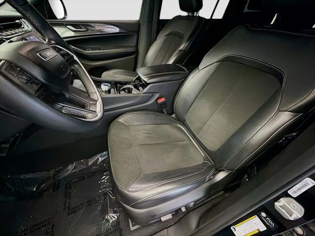 2022 Jeep Grand Cherokee L Altitude 4x4
