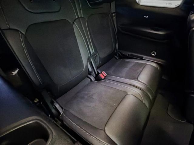 2022 Jeep Grand Cherokee L Altitude 4x4