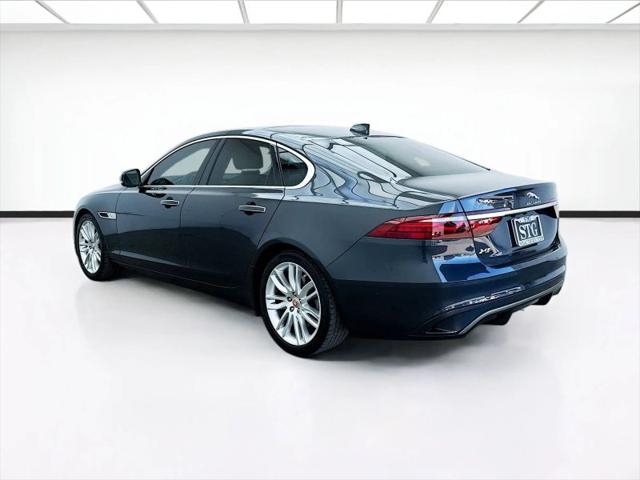 2022 Jaguar XF SE P250 RWD Automatic