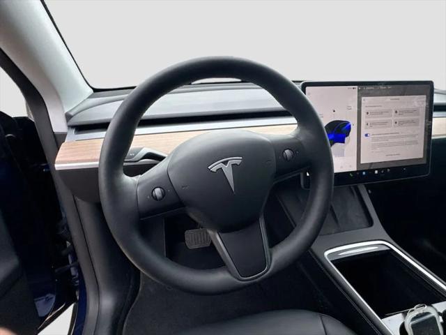 2025 Tesla Model Y Long Range Dual Motor Rear-Wheel Drive