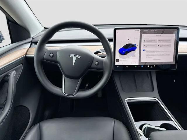 2025 Tesla Model Y Long Range Dual Motor Rear-Wheel Drive