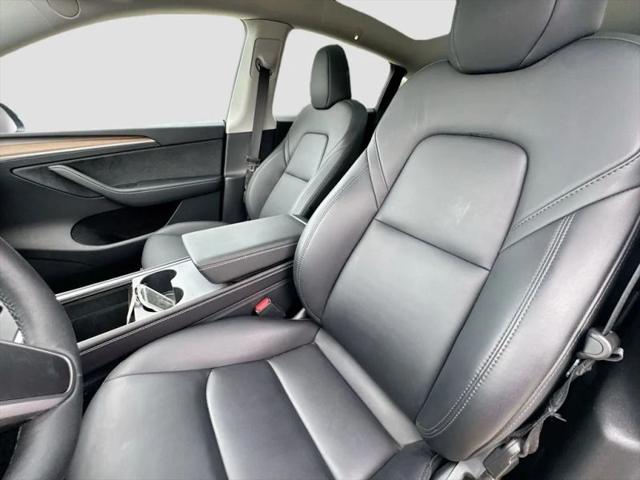 2025 Tesla Model Y Long Range Dual Motor Rear-Wheel Drive
