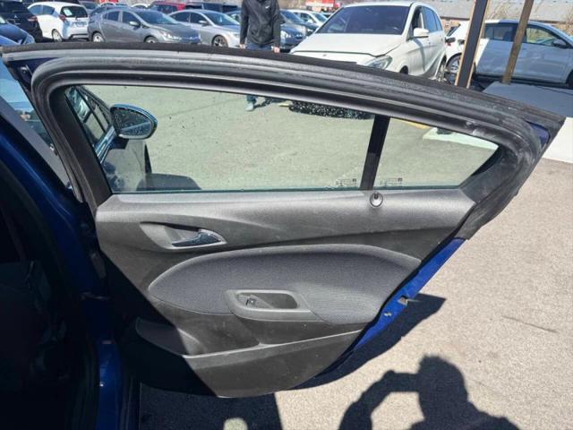 2017 Chevrolet Cruze LT Auto