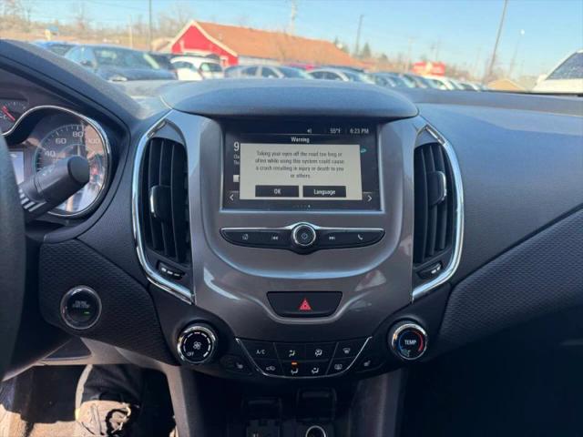 2017 Chevrolet Cruze LT Auto
