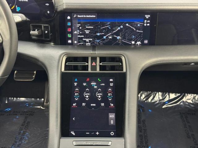 2020 Porsche Taycan Turbo