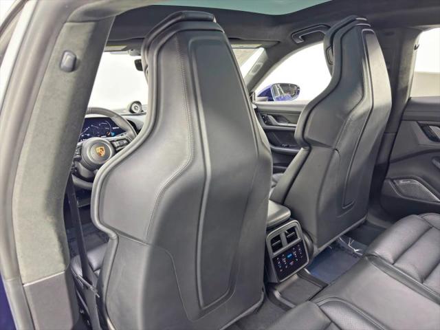 2020 Porsche Taycan Turbo