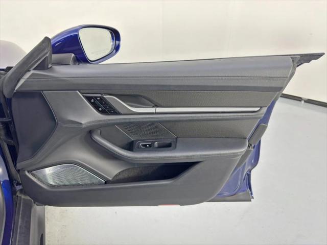 2020 Porsche Taycan Turbo