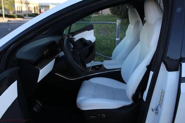 2023 Tesla Model X Standard Range