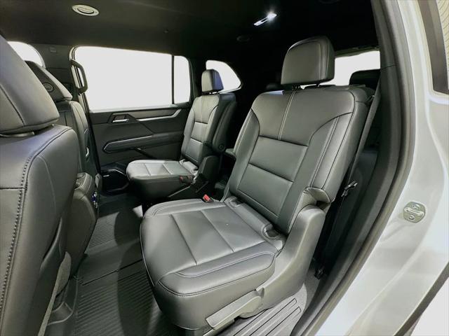 2026 GMC Acadia Elevation FWD