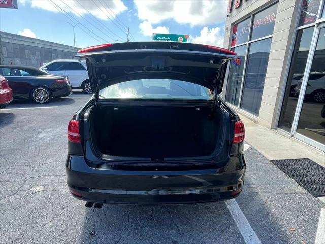 2015 Volkswagen Jetta 2.0L S