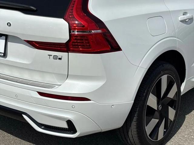 2025 Volvo XC60 Plug-In Hybrid Ultra, T8 AWD Electric/Gasoline, Dark