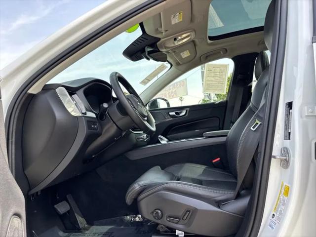 2025 Volvo XC60 Plug-In Hybrid Ultra, T8 AWD Electric/Gasoline, Dark