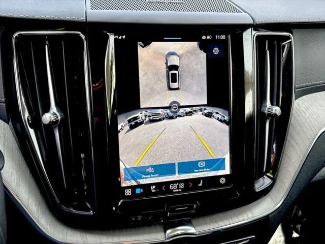 2025 Volvo XC60 Plug-In Hybrid Ultra, T8 AWD Electric/Gasoline, Dark