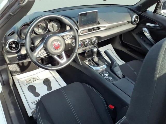 2018 Fiat 124 Spider Classica