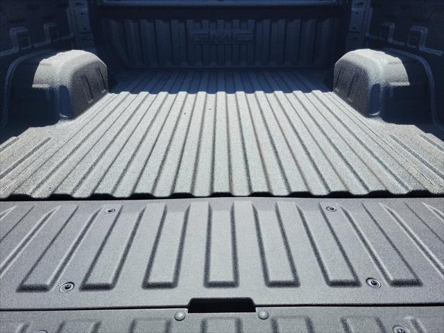 2026 GMC Sierra 1500 Crew Cab, Short Bed, AT4, 4WD