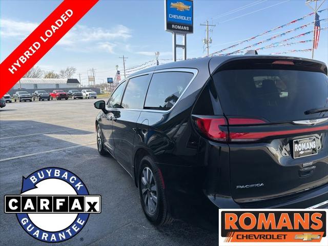 2024 Chrysler Pacifica Hybrid Select