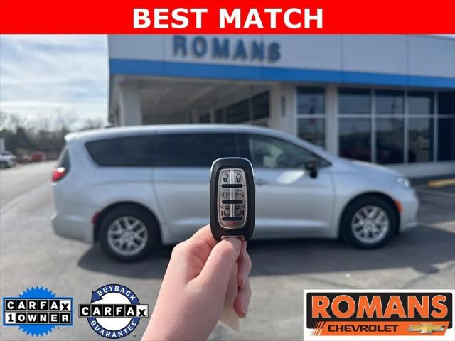2024 Chrysler Pacifica Touring L