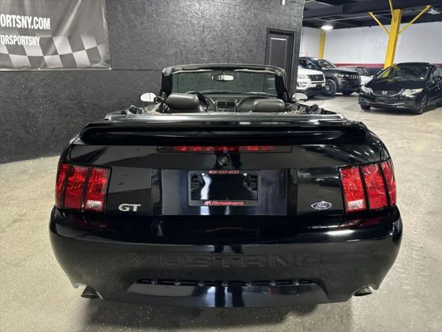 2000 Ford Mustang GT
