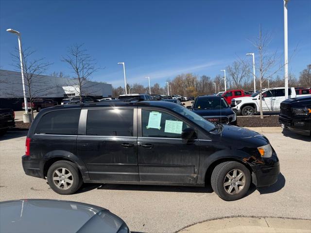2008 Chrysler Town & Country Touring