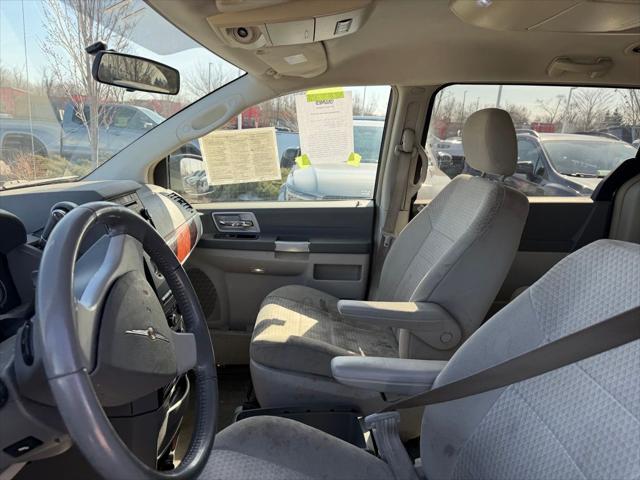 2008 Chrysler Town & Country Touring