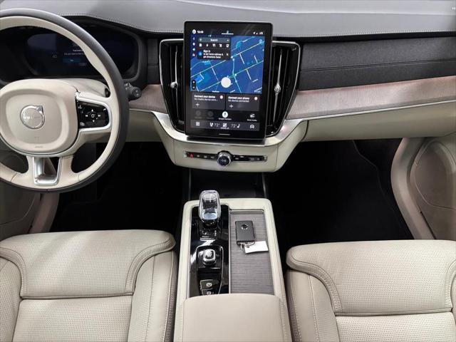 2026 Volvo XC90 Plug-In Hybrid Ultra, T8 AWD, Electric/Gasoline, Bright, 6 Seats