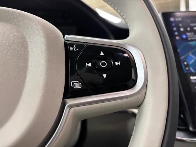 2026 Volvo XC90 Plug-In Hybrid Ultra, T8 AWD, Electric/Gasoline, Bright, 6 Seats